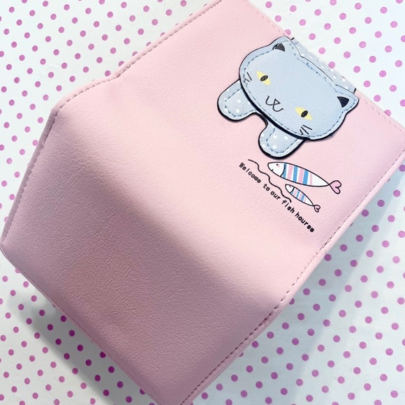 Cute Pink Kitty Cat Wallet - Kawaii Bifold Wallet - Picture 3 of 6